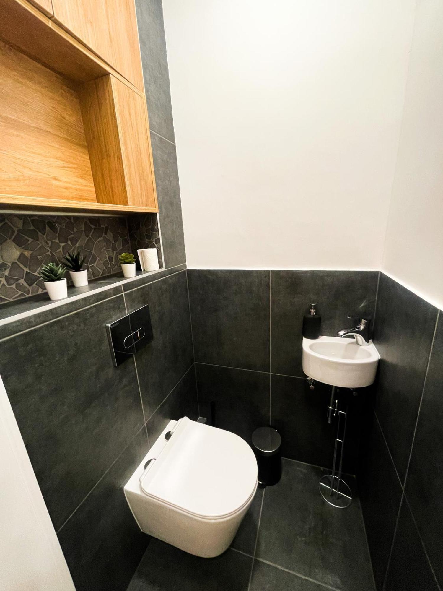 בודפשט City Center 2, Cozy And Modern 2Br In The City Center מראה חיצוני תמונה